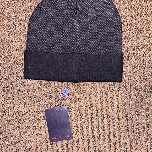 Louis Vuitton Black Beanie - Picture 2 of 7